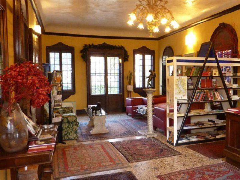 Villa Alberti دولو المظهر الخارجي الصورة