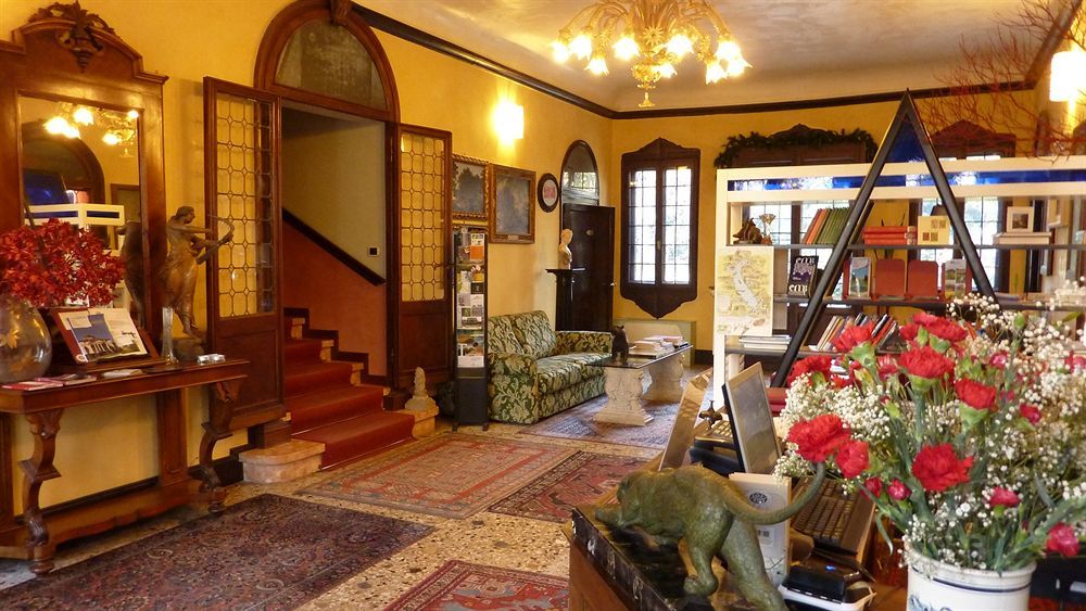 Villa Alberti دولو المظهر الخارجي الصورة